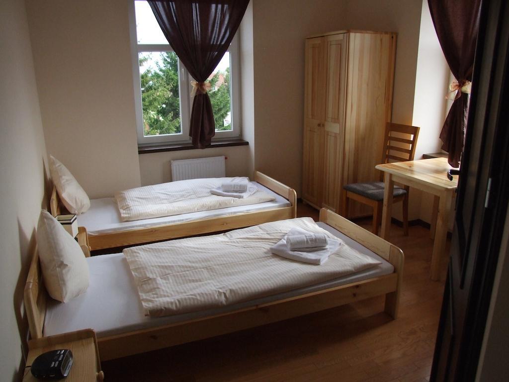 Hotelik Hermes Pieniezno Экстерьер фото