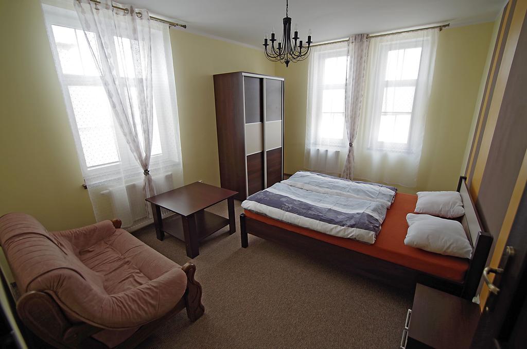 Hotelik Hermes Pieniezno Экстерьер фото