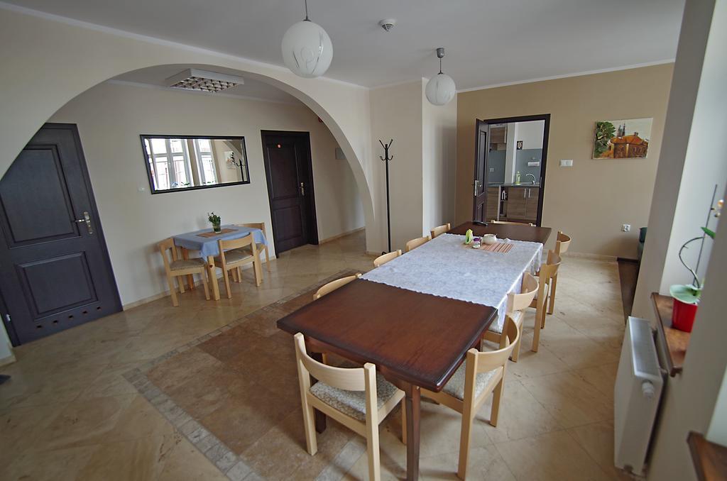 Hotelik Hermes Pieniezno Экстерьер фото